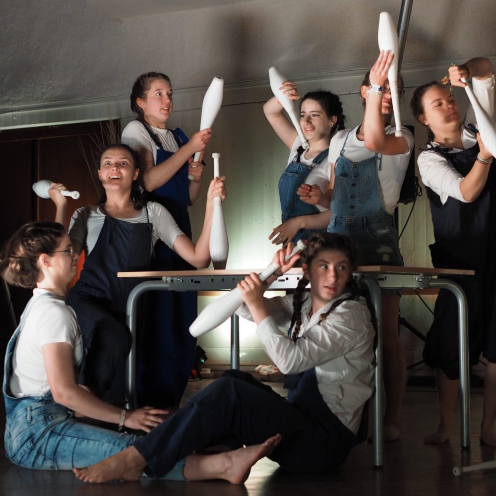 OLYMPUS DIGITAL CAMERA OLYMPUS DIGITAL CAMERA